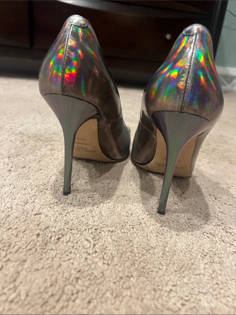 Jimmy Choo Iridescent Holographic Pointed-Toe Pumps 39.5 - Picture 6 of 6